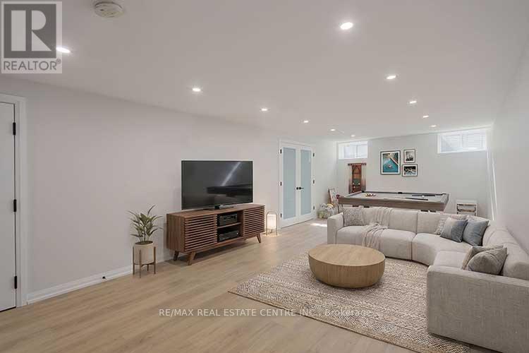 18 Shadetree Crescent, Toronto, Ontario  M9C 1X1 - Photo 33 - W12852048