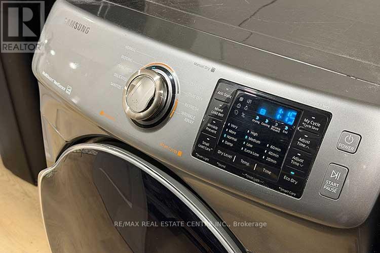 18 Shadetree Crescent, Toronto, Ontario  M9C 1X1 - Photo 39 - W12852048