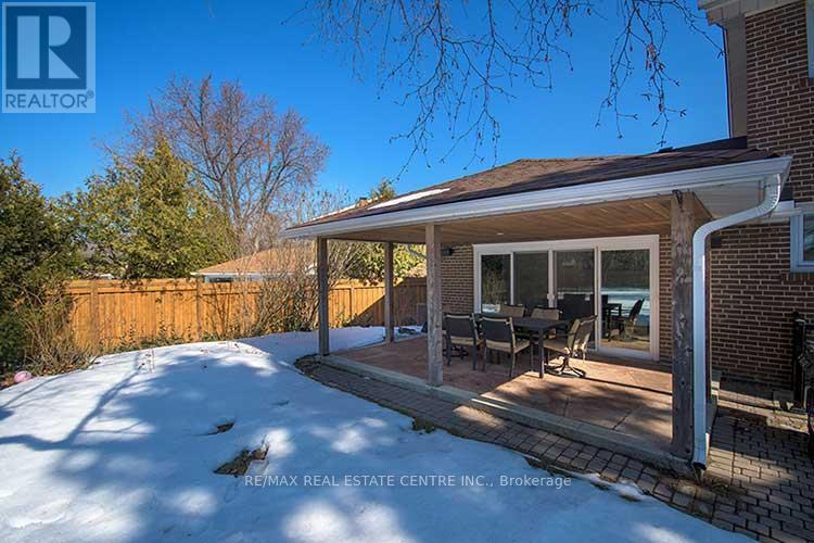 18 Shadetree Crescent, Toronto, Ontario  M9C 1X1 - Photo 46 - W12852048