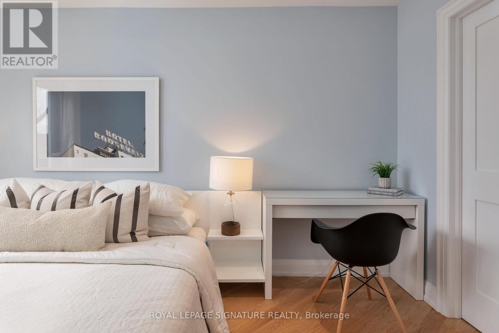 130 Saturn Road, Toronto, Ontario  M9C 2S6 - Photo 32 - W12852050