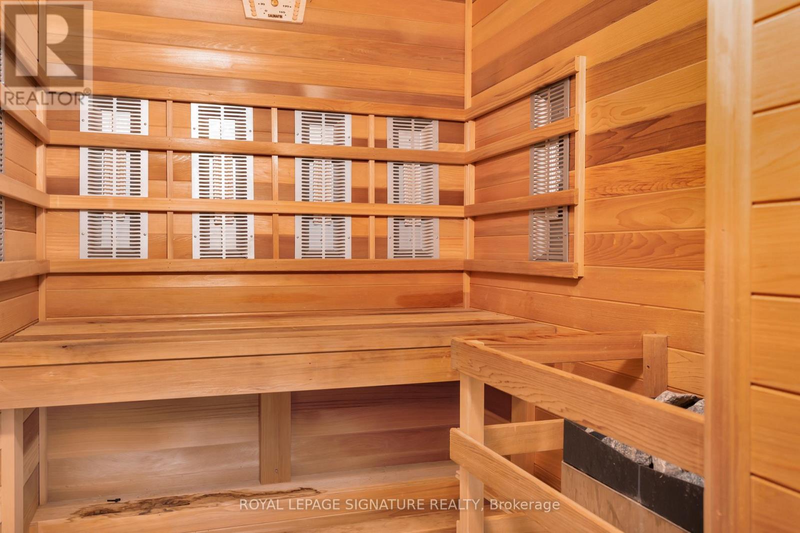 130 Saturn Road, Toronto, Ontario  M9C 2S6 - Photo 34 - W12852050