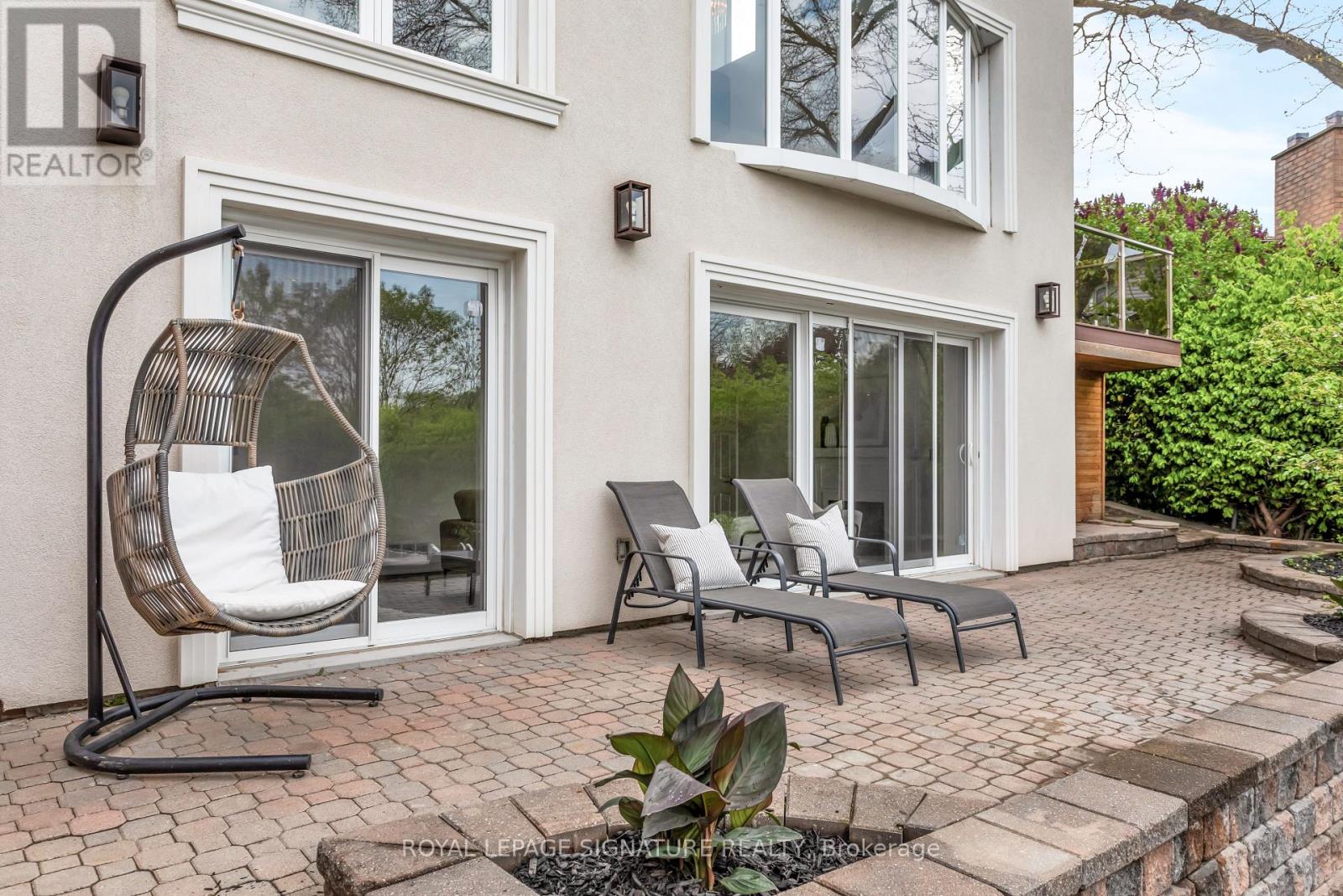 130 Saturn Road, Toronto, Ontario  M9C 2S6 - Photo 38 - W12852050