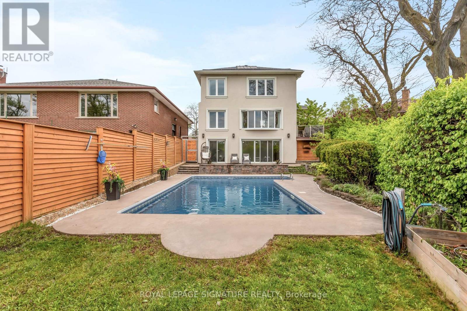 130 Saturn Road, Toronto, Ontario  M9C 2S6 - Photo 40 - W12852050