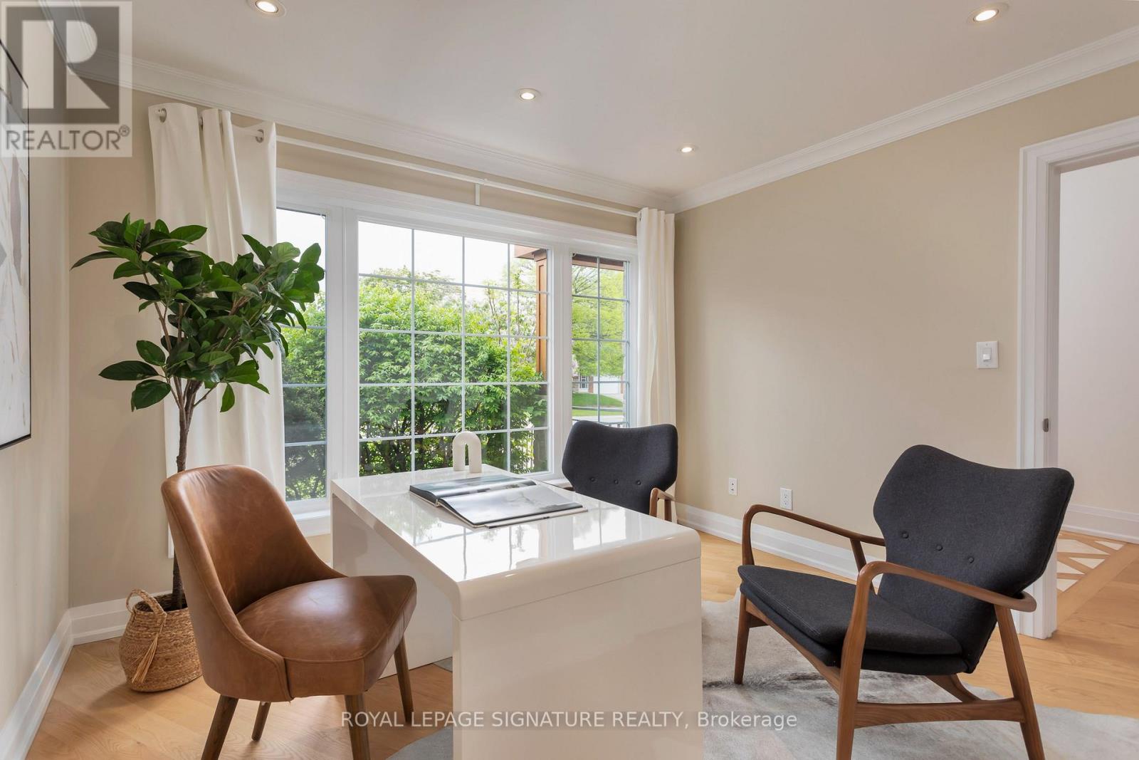 130 Saturn Road, Toronto, Ontario  M9C 2S6 - Photo 7 - W12852050