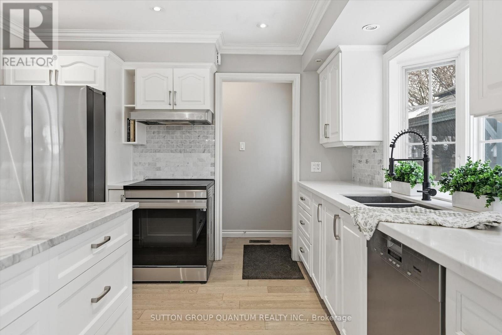 5245 Bromley Road, Burlington, Ontario  L7L 3G1 - Photo 10 - W12852058