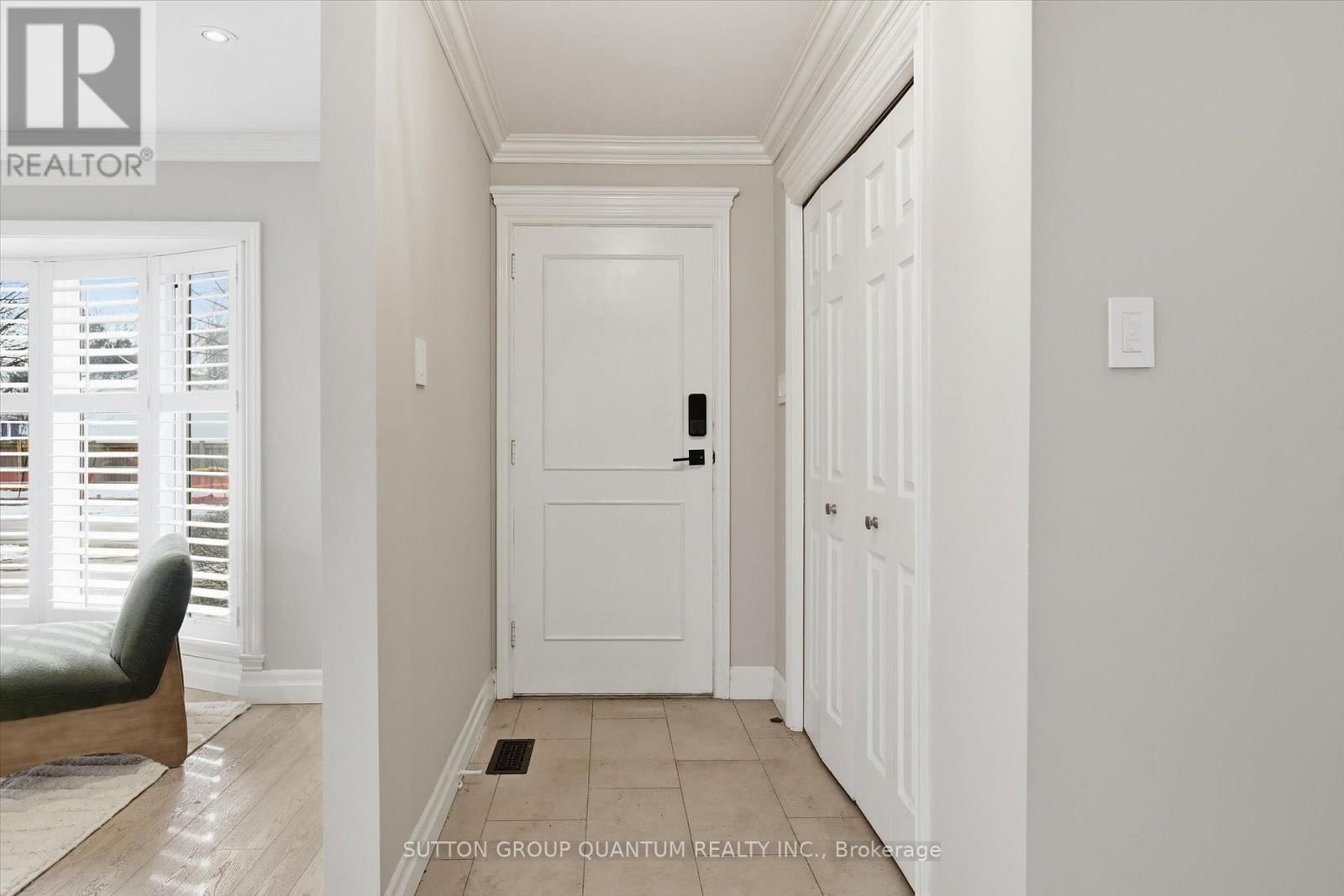 5245 Bromley Road, Burlington, Ontario  L7L 3G1 - Photo 3 - W12852058