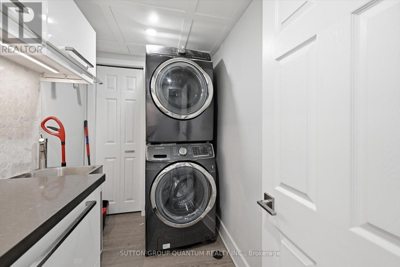 5245 Bromley Road, Burlington, Ontario  L7L 3G1 - Photo 40 - W12852058