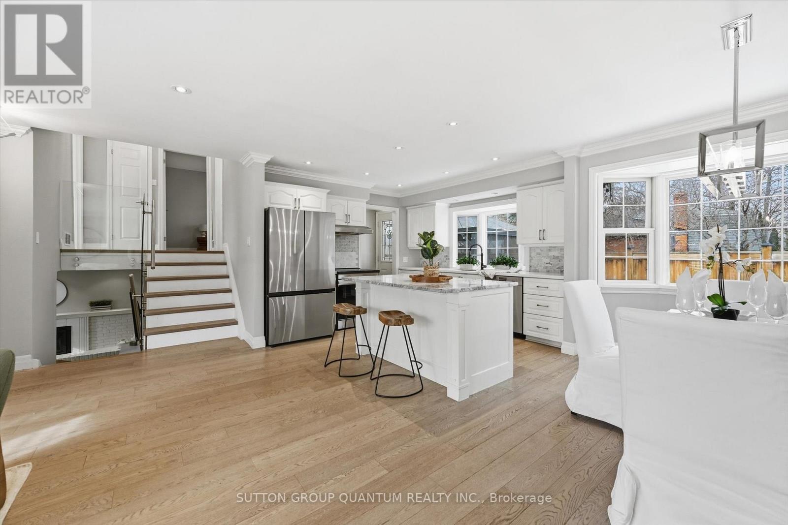 5245 Bromley Road, Burlington, Ontario  L7L 3G1 - Photo 5 - W12852058