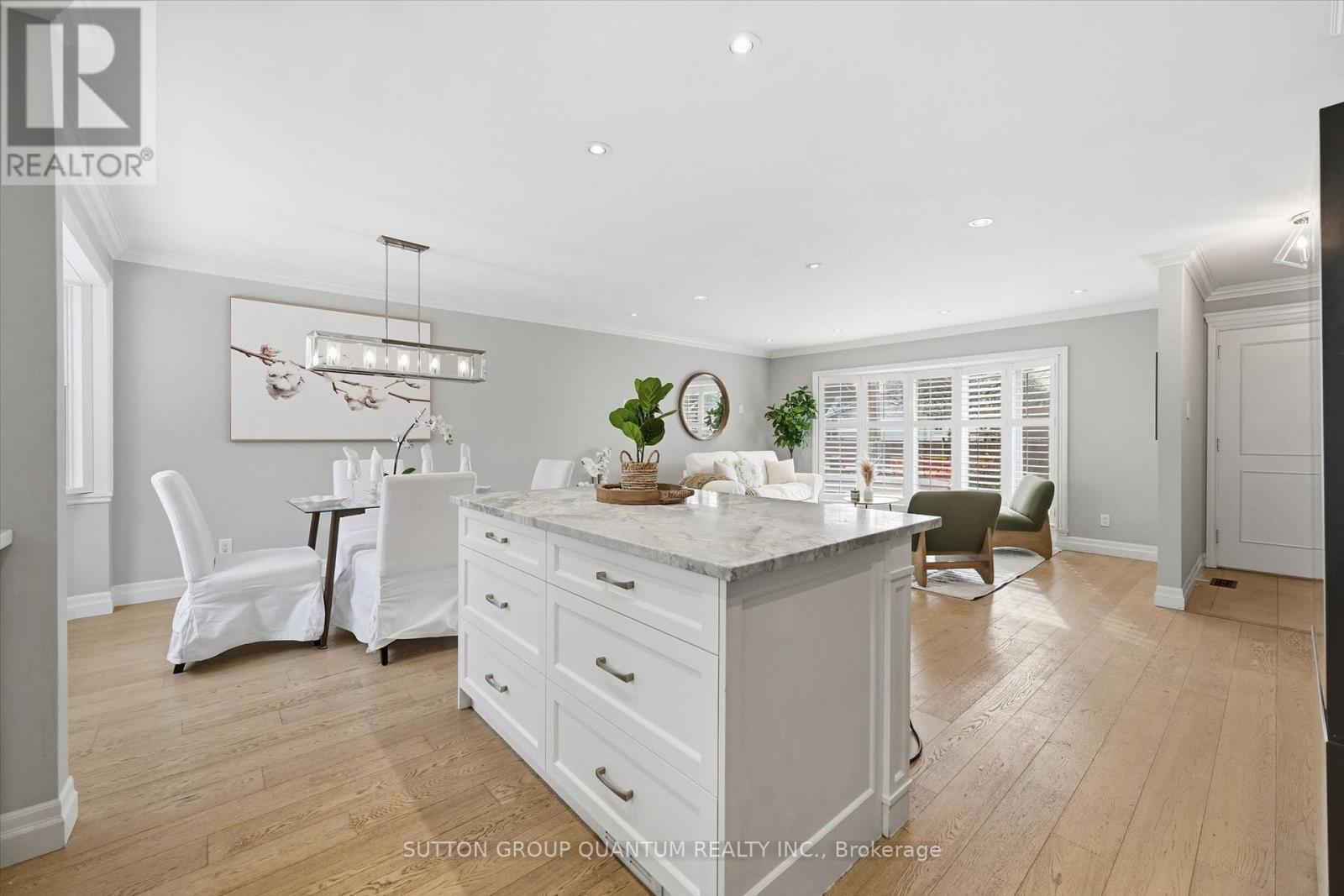 5245 Bromley Road, Burlington, Ontario  L7L 3G1 - Photo 9 - W12852058