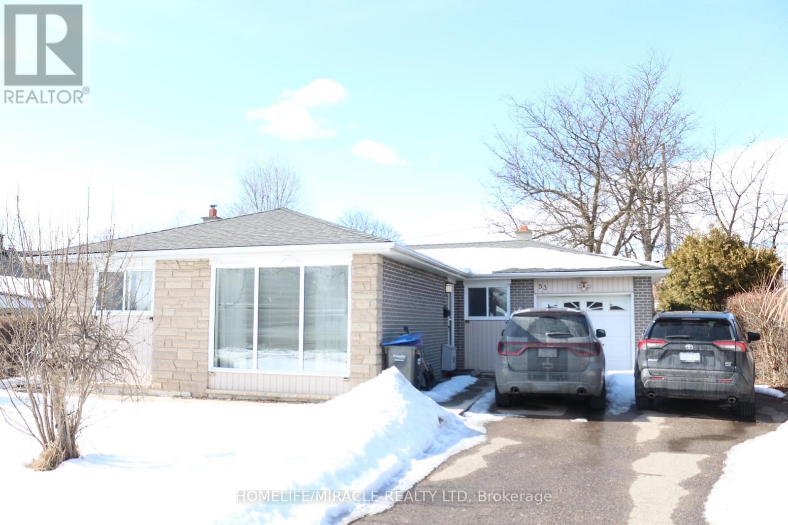 53 Ascot Avenue, Brampton (Avondale), Ontario  L6T 2P3 - Photo 3 - W12852074