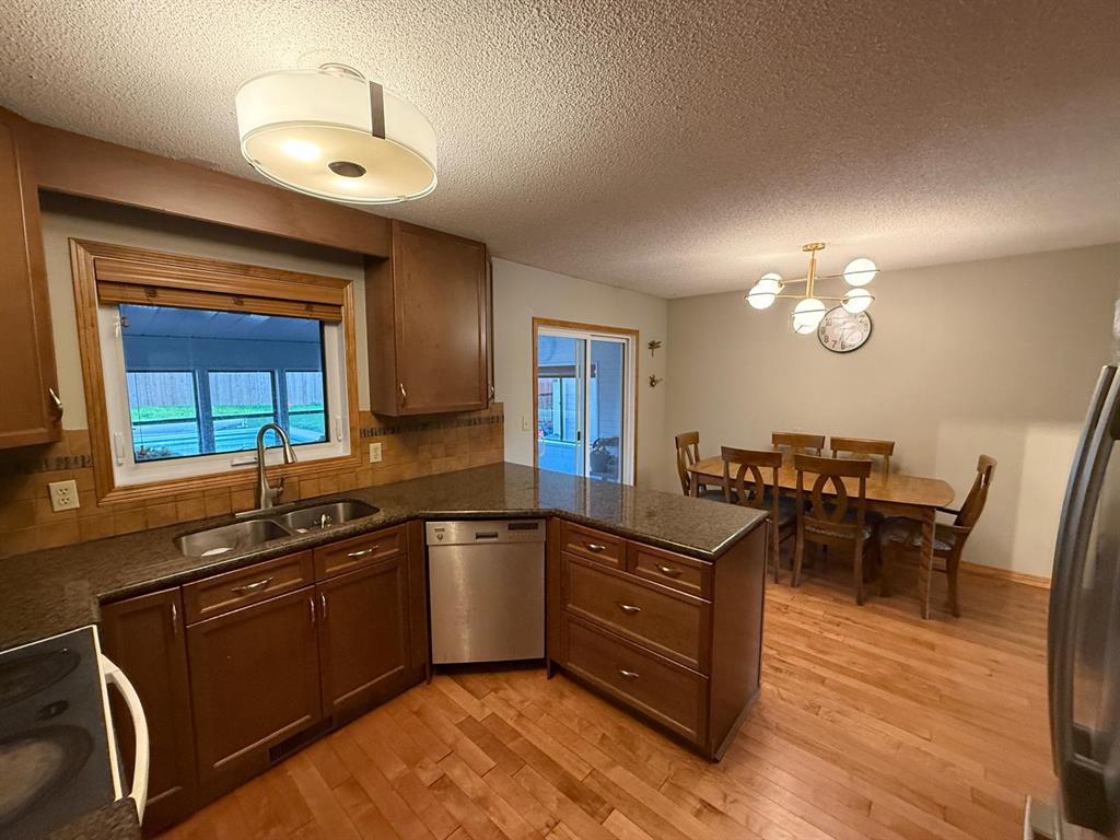 14 Markwood Place, Winnipeg, Manitoba  R2R 2B1 - Photo 4 - 202603998