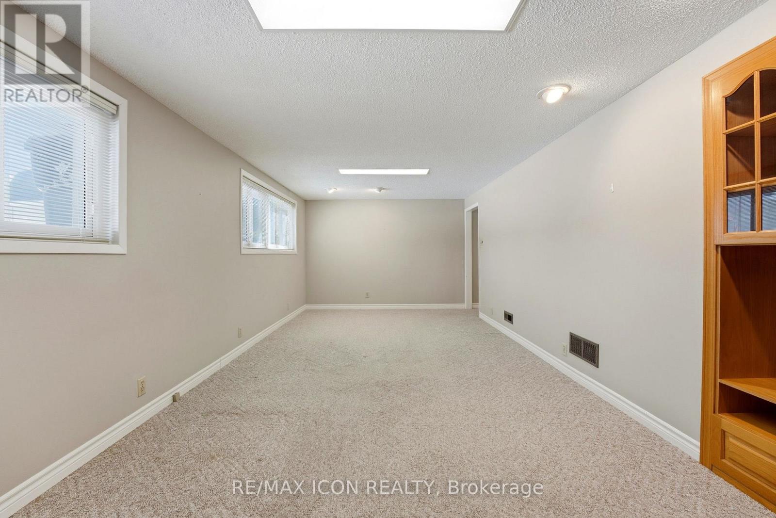 54 Duncairn Avenue, Kitchener, Ontario  N2M 4S4 - Photo 17 - X12852022