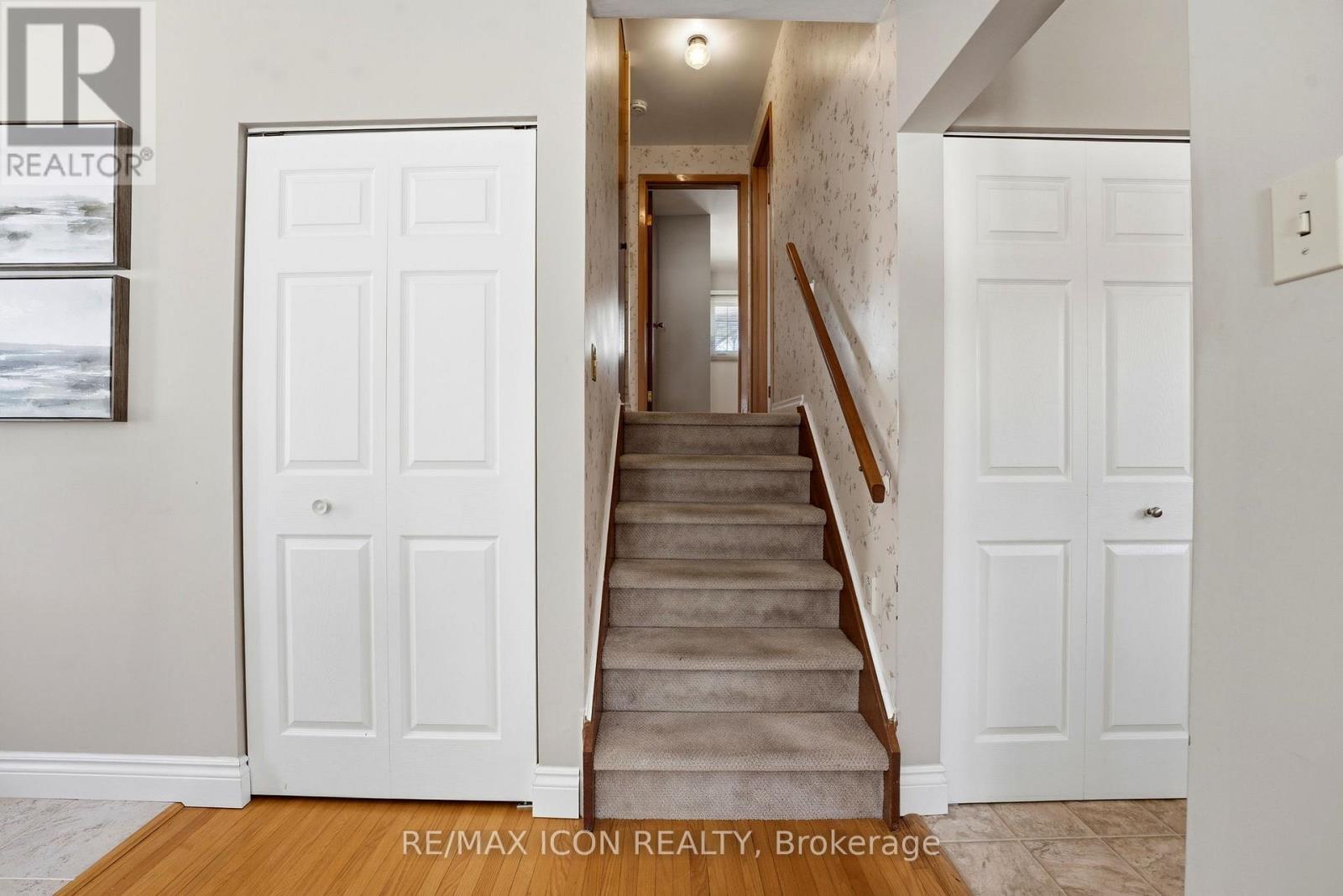 54 Duncairn Avenue, Kitchener, Ontario  N2M 4S4 - Photo 4 - X12852022