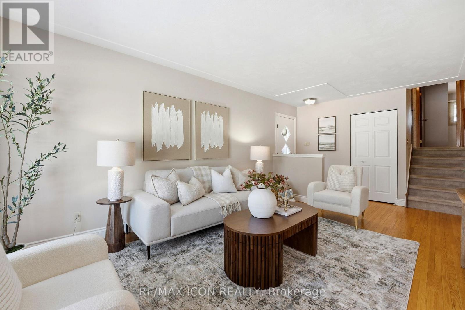 54 Duncairn Avenue, Kitchener, Ontario  N2M 4S4 - Photo 6 - X12852022