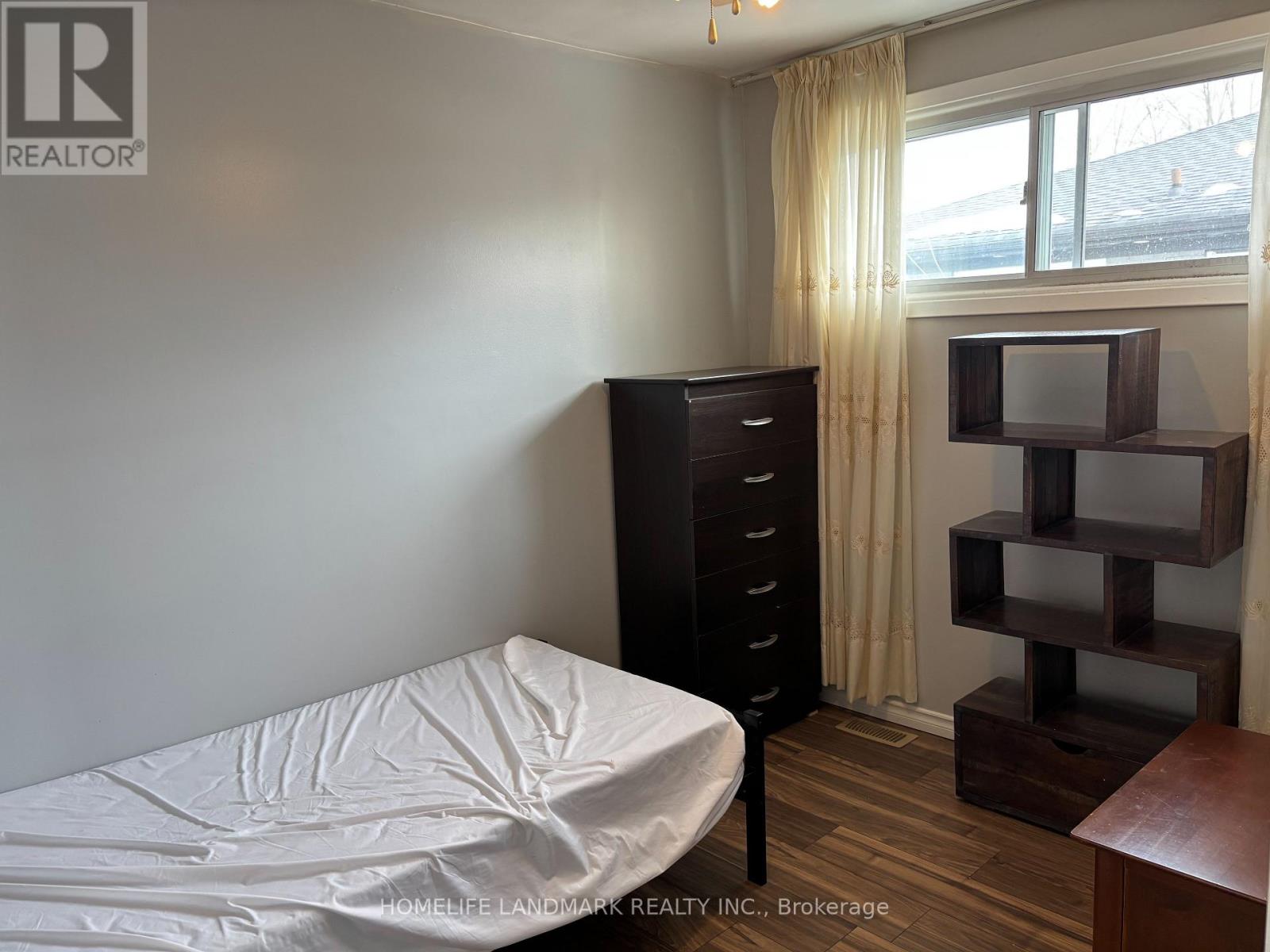 ( Main Floor ) - 145 Tulloch Drive, Ajax, Ontario  L1S 2S7 - Photo 13 - E12837640