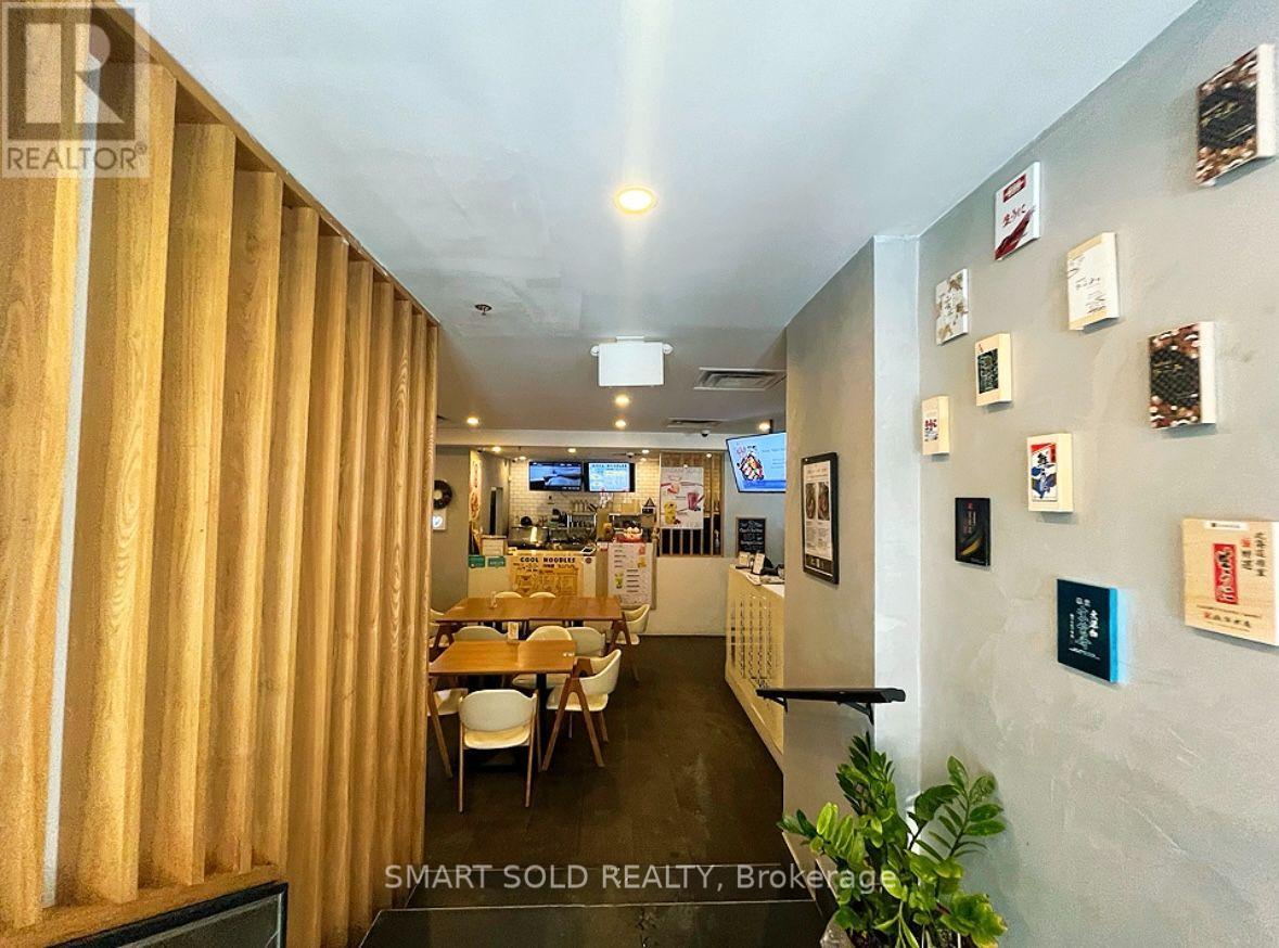 A100 - 265 Enfield Pl Place, Mississauga, Ontario  L5B 3Y7 - Photo 14 - W12850880