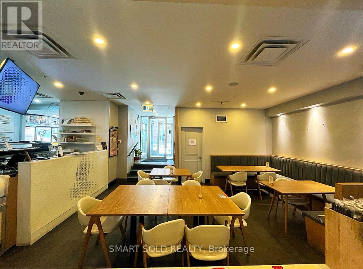 A100 - 265 Enfield Pl Place, Mississauga, Ontario  L5B 3Y7 - Photo 8 - W12850880