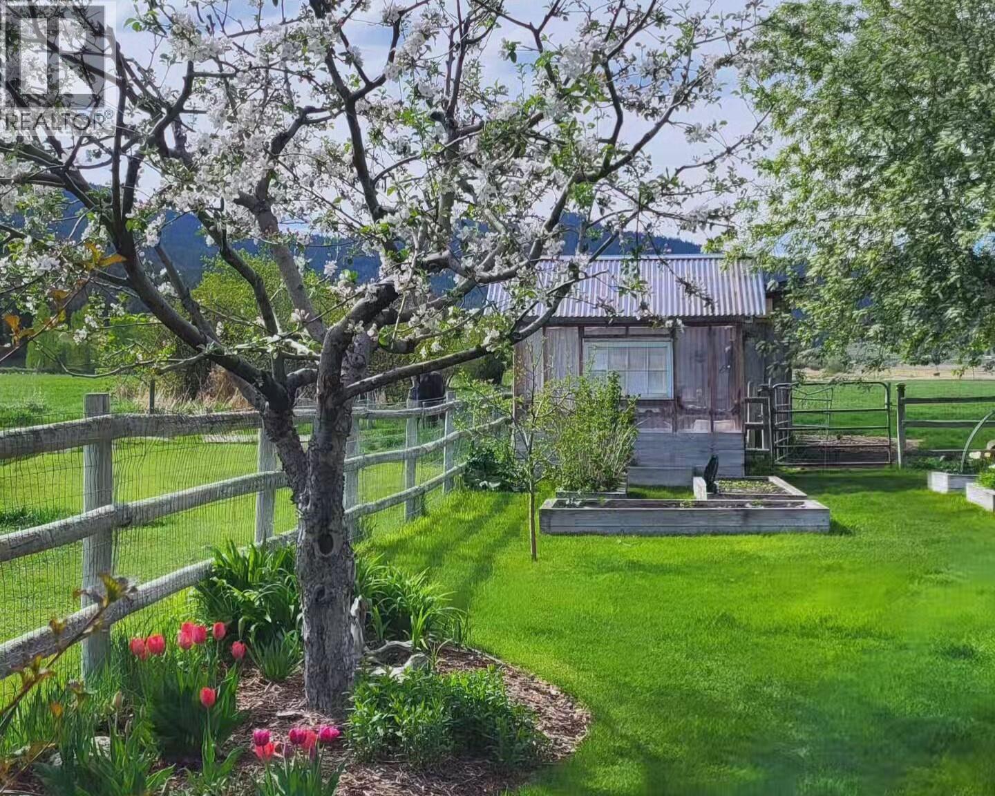 3602 Kamloops Vernon Highway, Monte Lake, British Columbia  V0E 2N0 - Photo 47 - 10377889