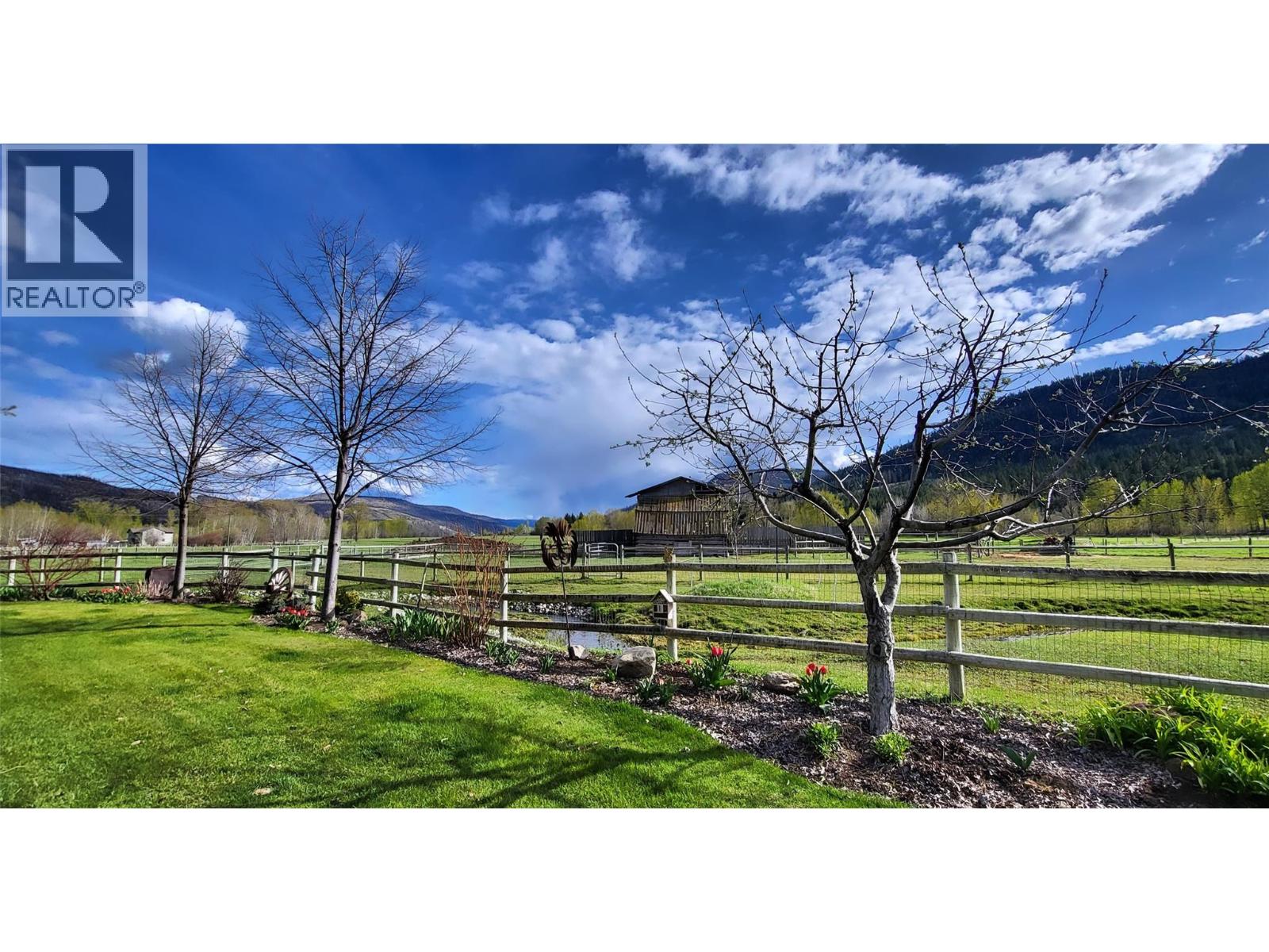 3602 Kamloops Vernon Highway, Monte Lake, British Columbia  V0E 2N0 - Photo 48 - 10377889