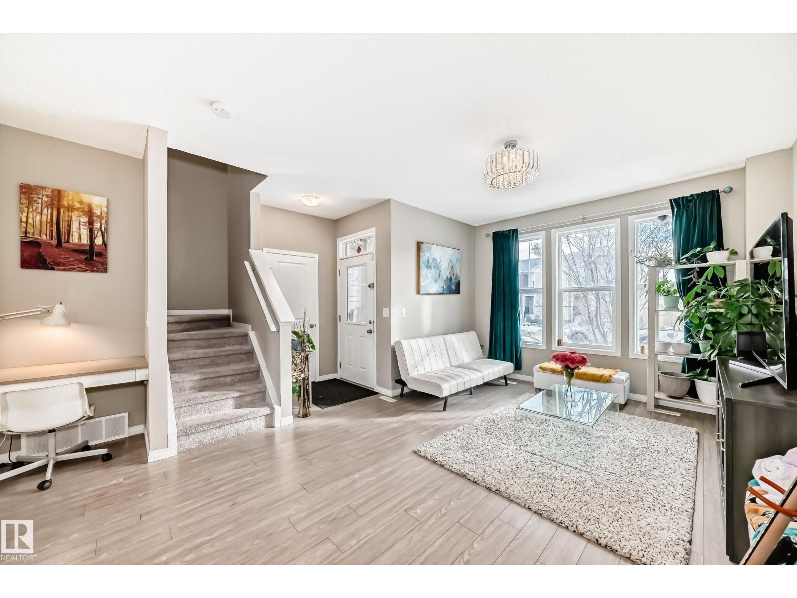 8162 Chappelle Wy Sw, Edmonton, Alberta  T6W 3R2 - Photo 3 - E4473241