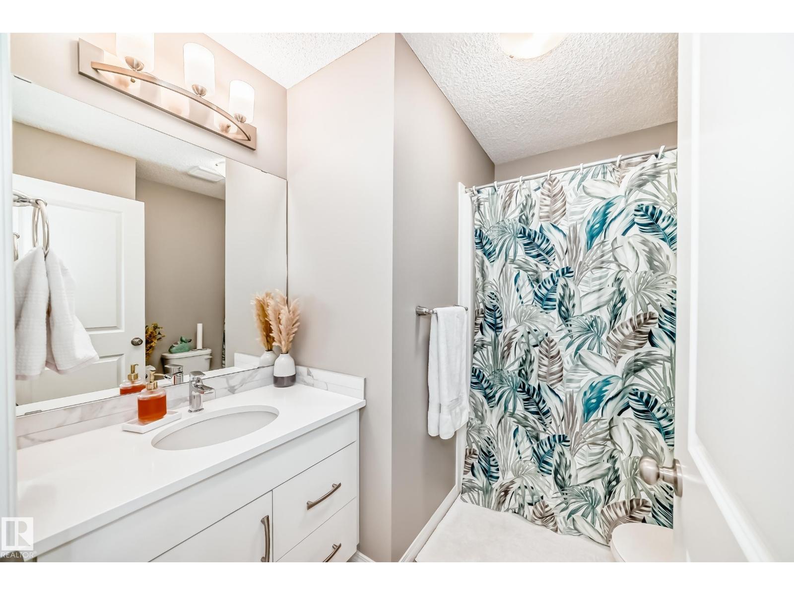 8162 Chappelle Wy Sw, Edmonton, Alberta  T6W 3R2 - Photo 4 - E4473241