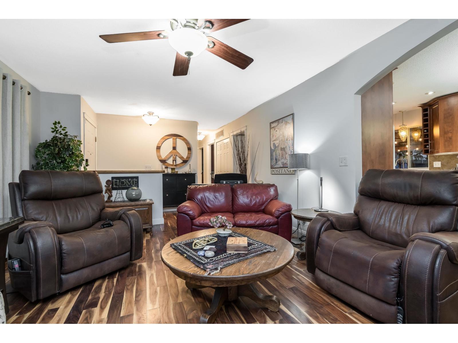 32306 Marshall Road, Abbotsford, British Columbia  V2T 1A4 - Photo 11 - R3096242