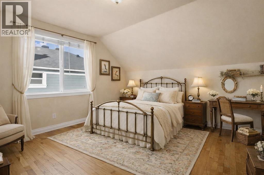 4416 Quentin Court Sw, Calgary, Alberta  T2T 6B9 - Photo 3 - A2286415