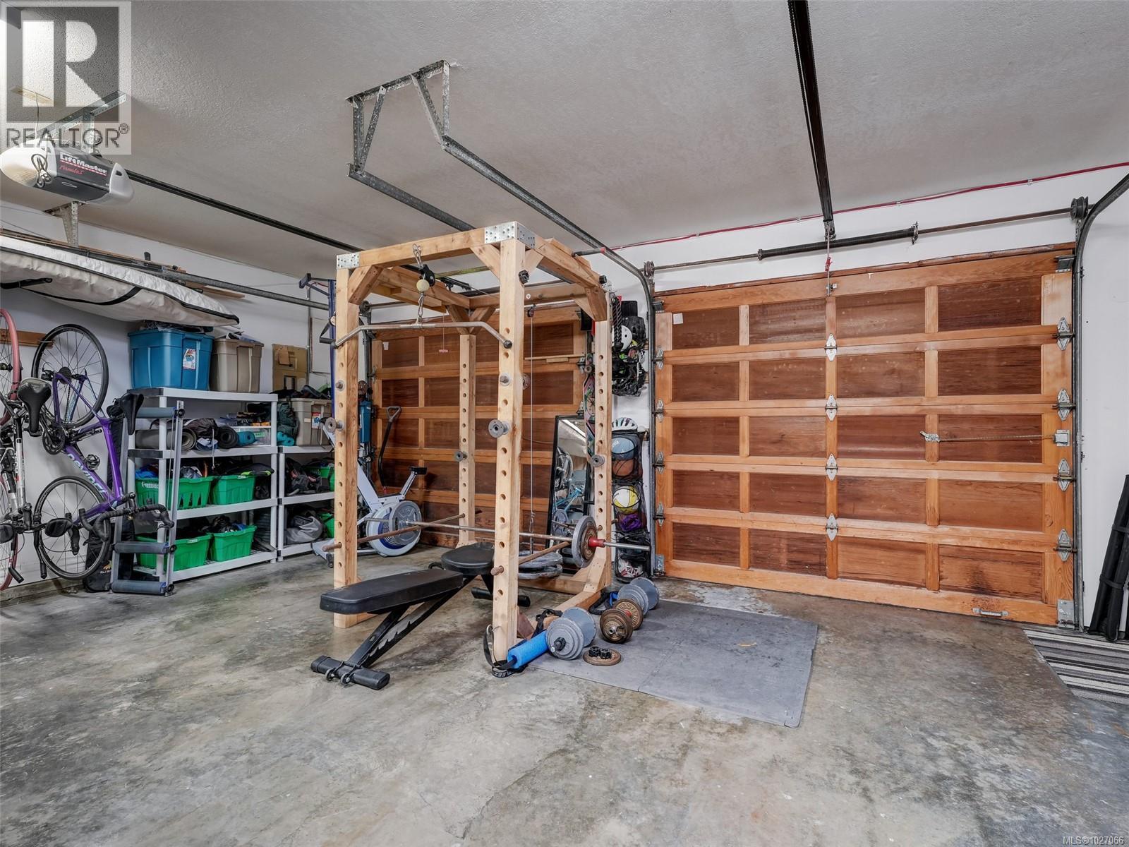 4758 Amblewood Dr, Saanich, British Columbia  V8Y 2S3 - Photo 38 - 1027066