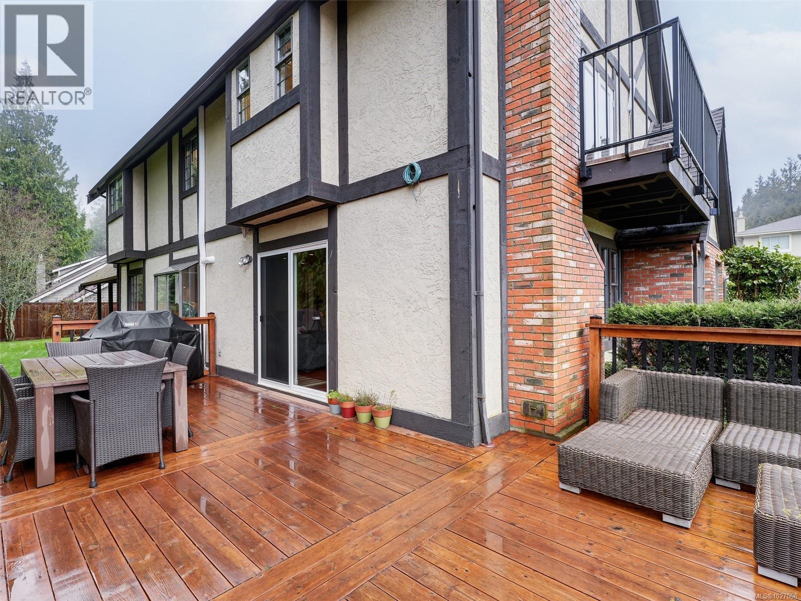 4758 Amblewood Dr, Saanich, British Columbia  V8Y 2S3 - Photo 46 - 1027066