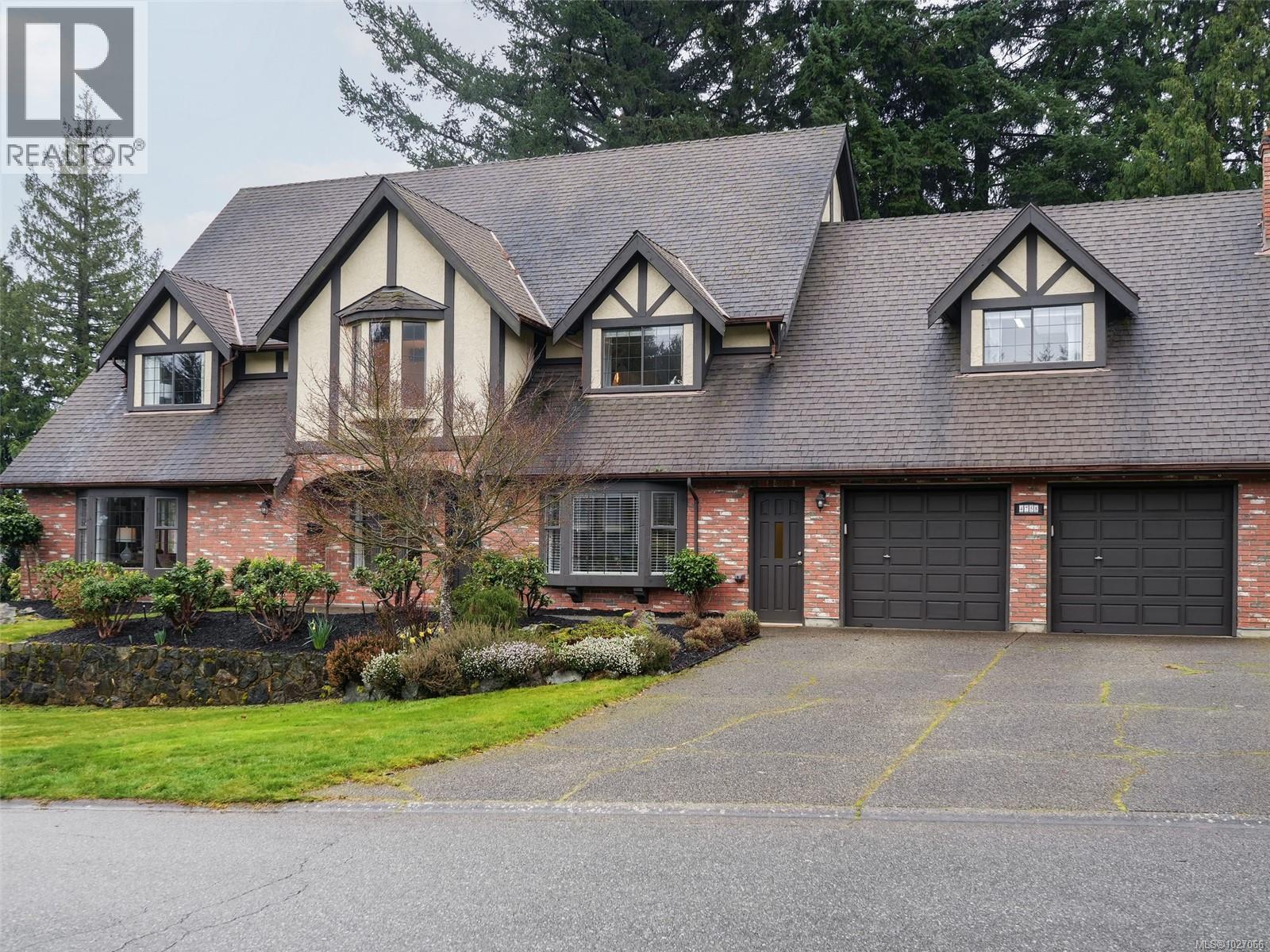 4758 Amblewood Dr, Saanich, British Columbia  V8Y 2S3 - Photo 50 - 1027066