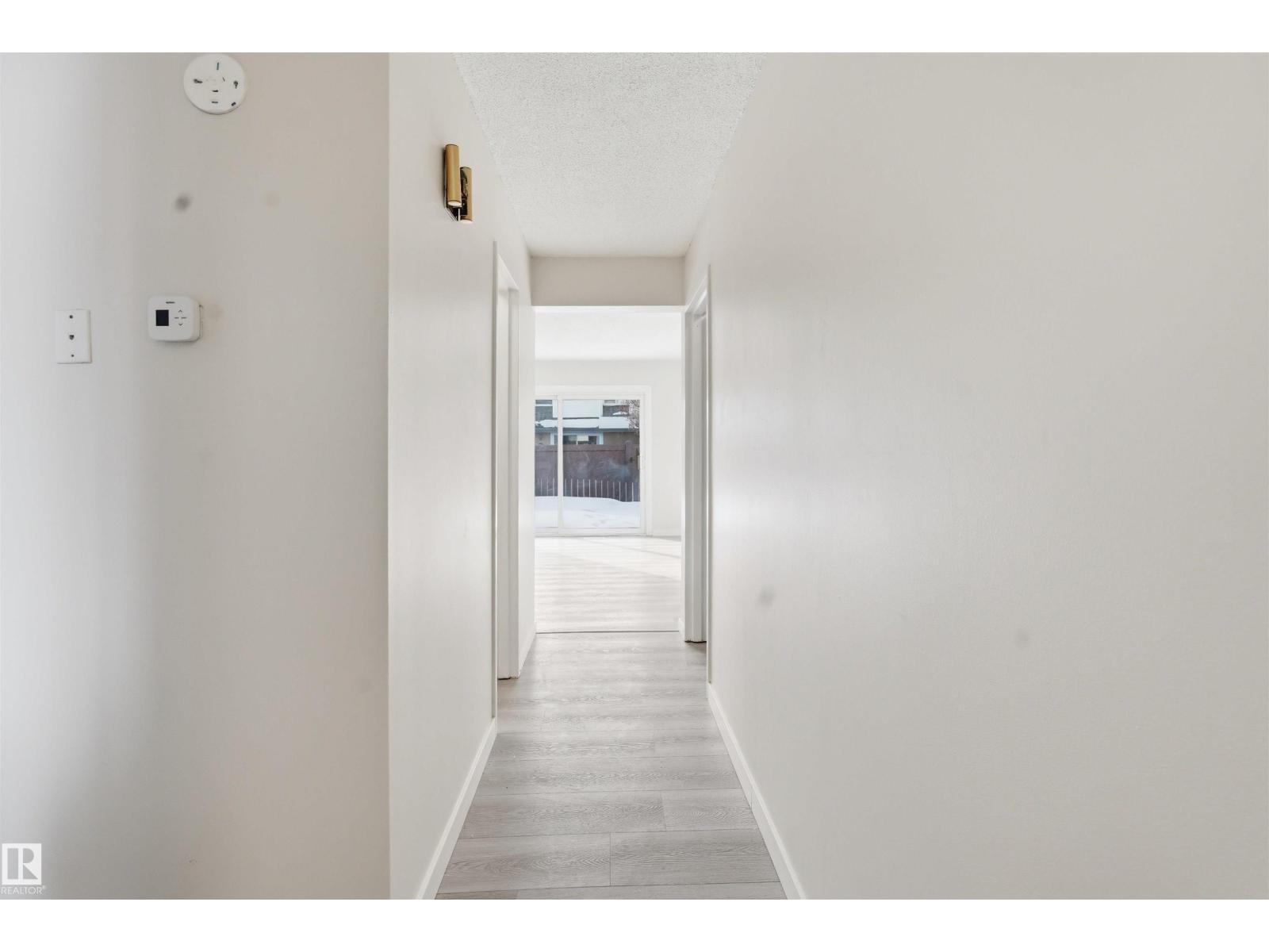 #b4 1 Garden Grove Gv Nw, Edmonton, Alberta  T6J 2L3 - Photo 5 - E4476143