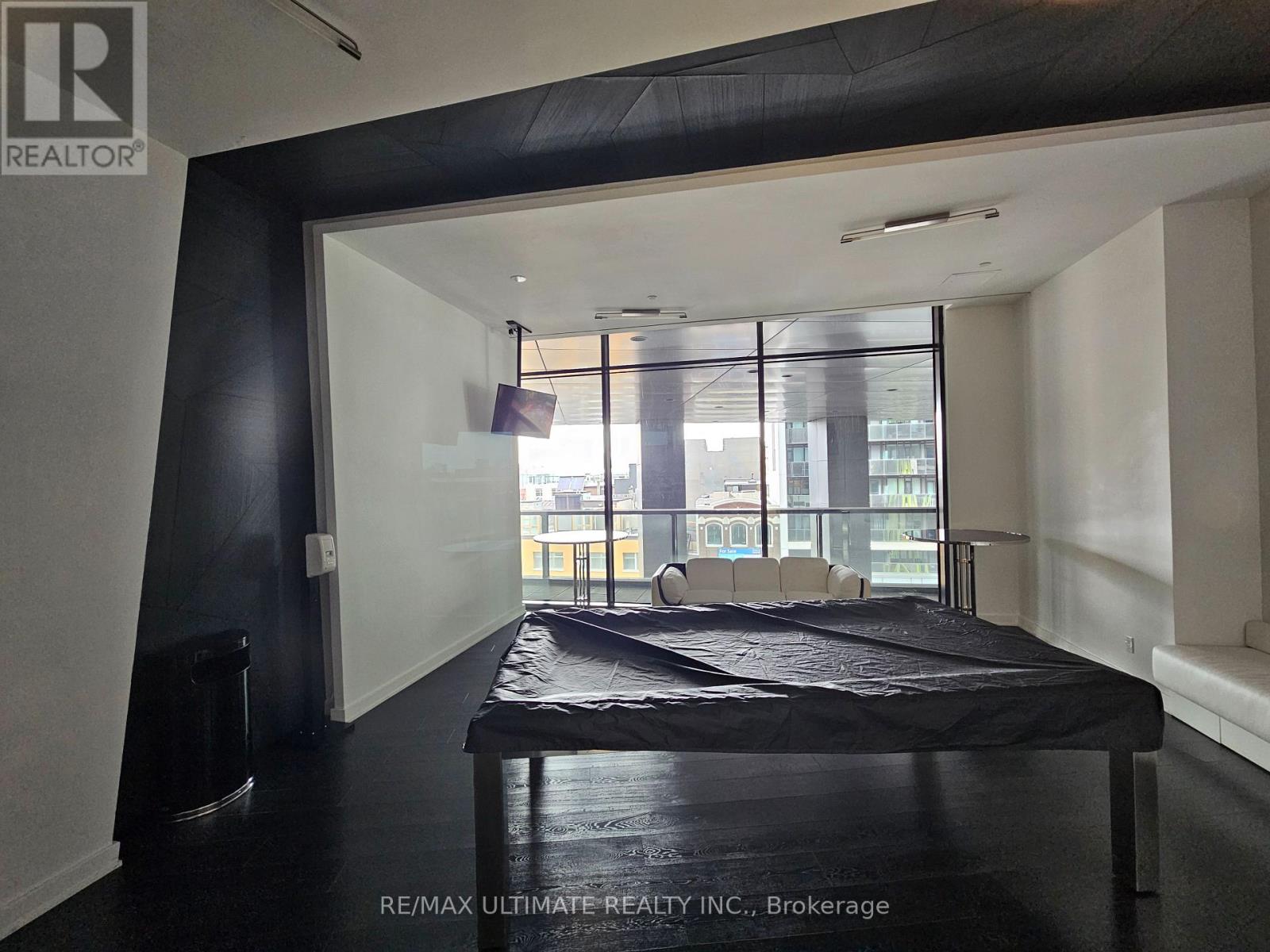 1705 - 125 Peter Street, Toronto (Waterfront Communities), Ontario  M5V 0M2 - Photo 15 - C12852138