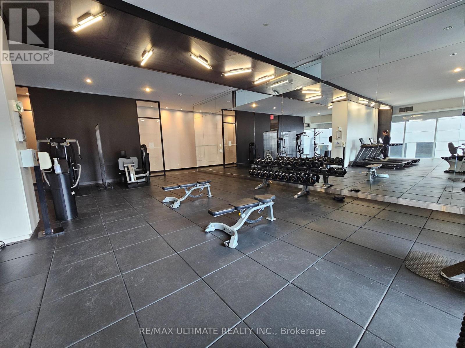 1705 - 125 Peter Street, Toronto (Waterfront Communities), Ontario  M5V 0M2 - Photo 21 - C12852138