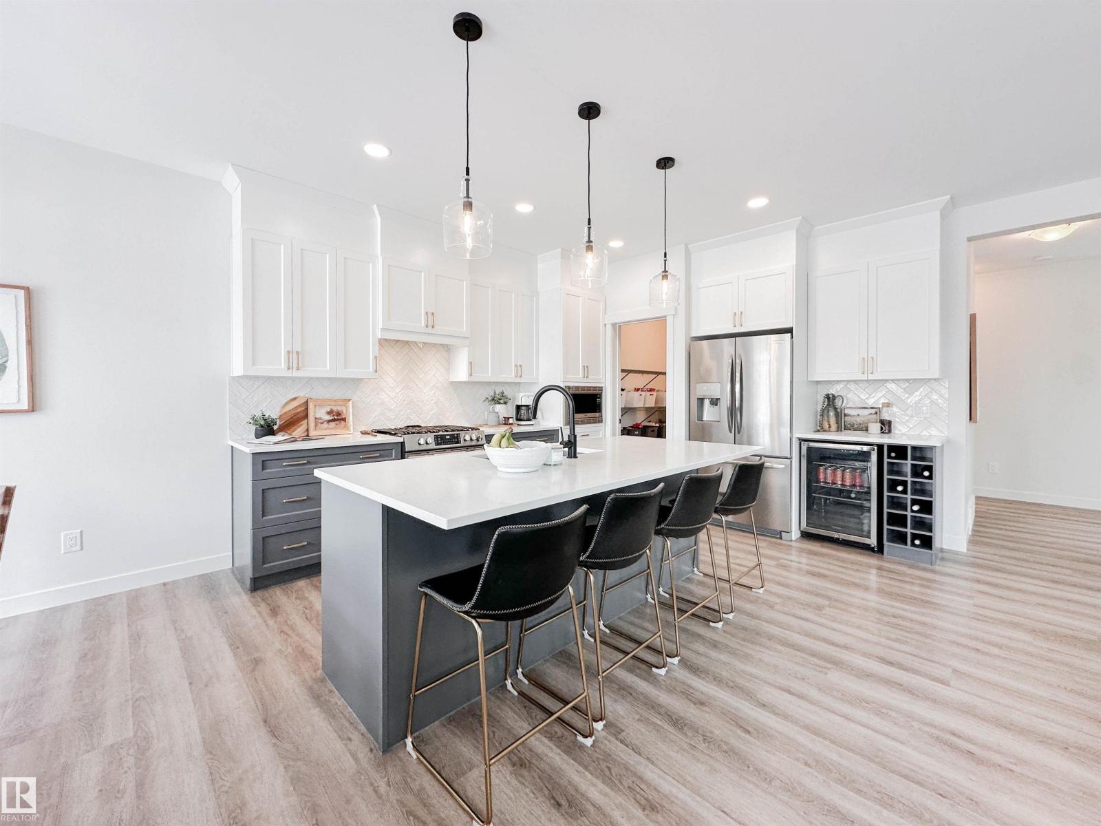 97 Joyal Wy, St. Albert, Alberta  T8N 7V5 - Photo 7 - E4476145