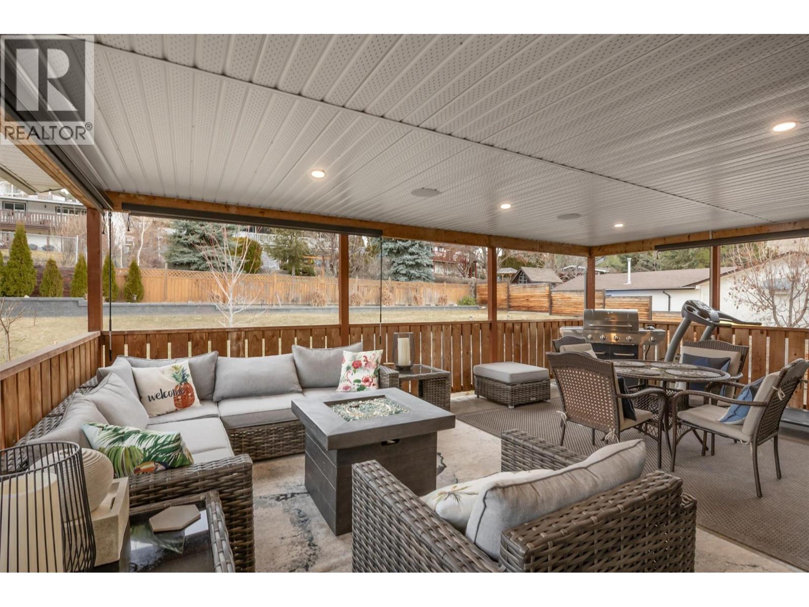 1832 Golbeck Court, Kelowna, British Columbia  V1P 1L7 - Photo 4 - 10377598