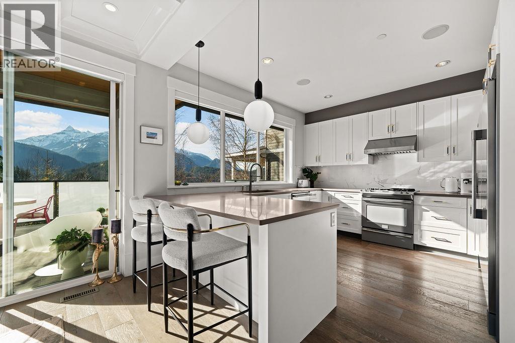 2954 Strangway Place, Squamish, British Columbia  V8B 0P8 - Photo 6 - R3096658