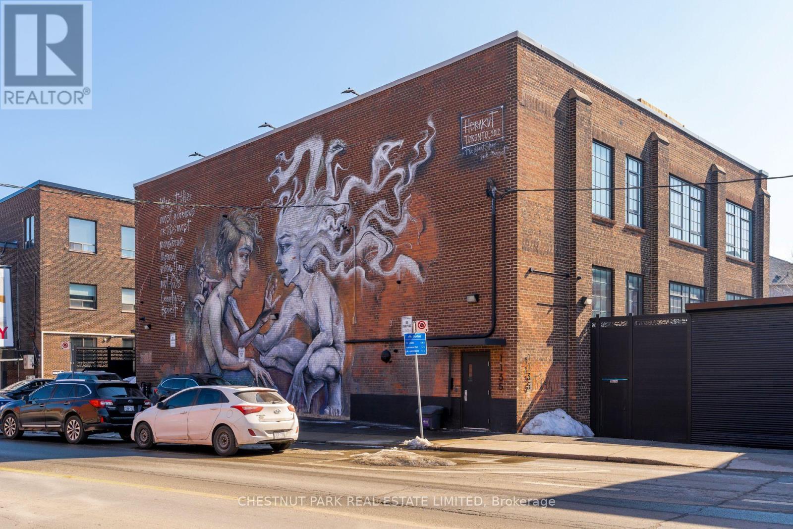 1 - 1135 DUNDAS STREET E, Toronto, Ontario