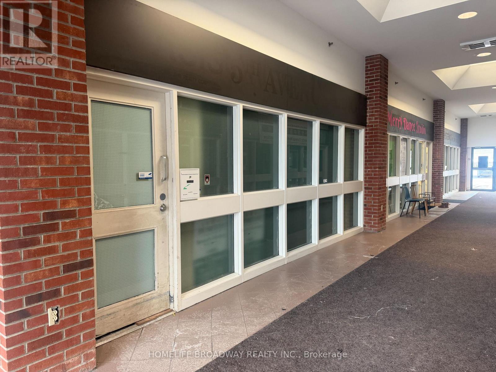 22 - 505 Hood Road, Markham (Milliken Mills West), Ontario  L3R 5V6 - Photo 2 - N12852094