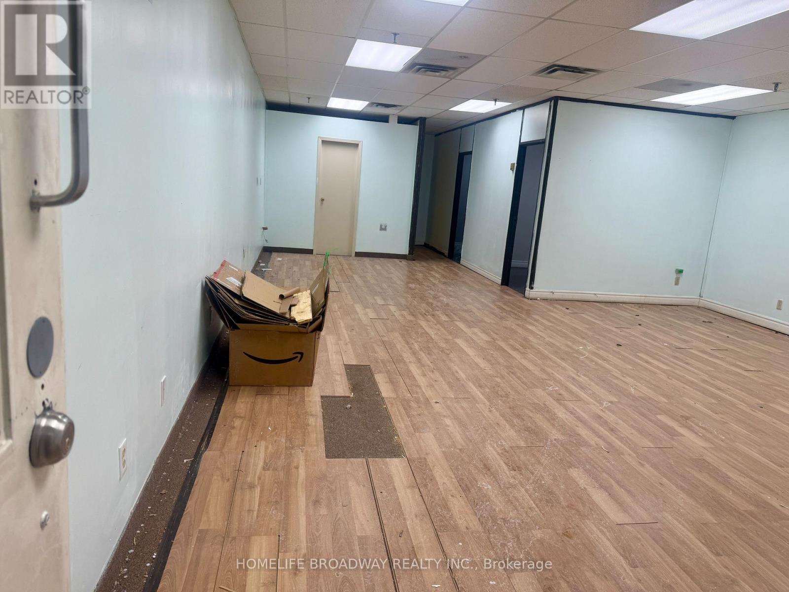 22 - 505 Hood Road, Markham (Milliken Mills West), Ontario  L3R 5V6 - Photo 3 - N12852094