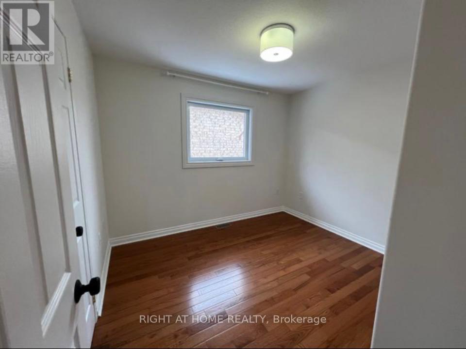 #main - 13 Forest Dale Drive, Barrie, Ontario  L4M 6M7 - Photo 9 - S12852124