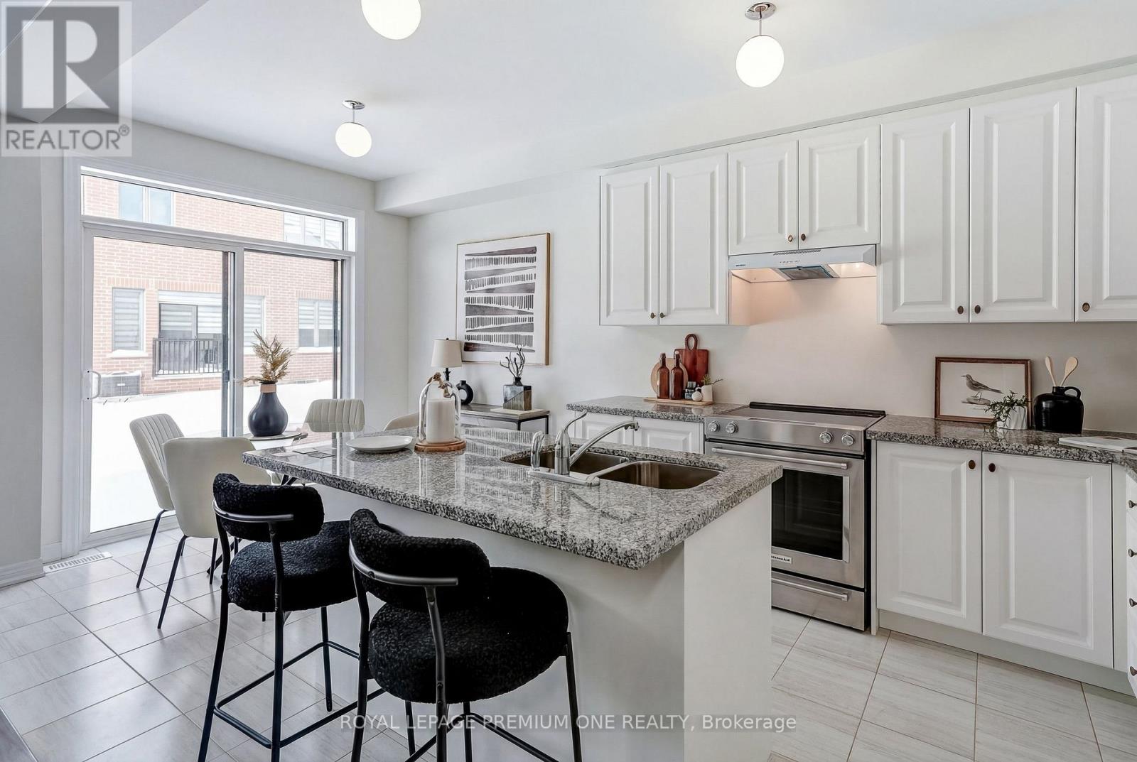 433 Kennedy Circle, Milton, Ontario  L9T 7E7 - Photo 17 - W12851904