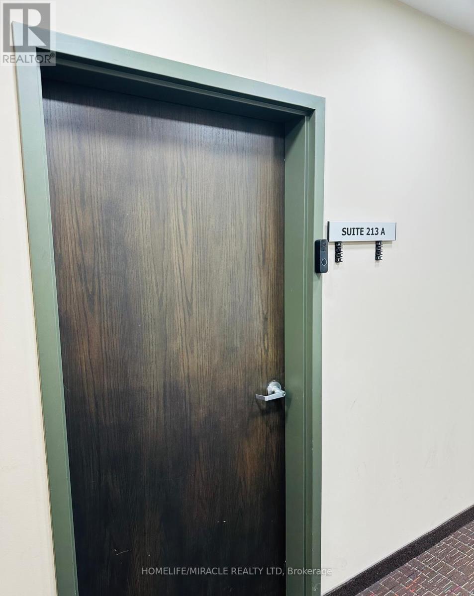 213 A - 2970 Drew Road, Mississauga (Malton), Ontario  L4T 0A7 - Photo 7 - W12852084