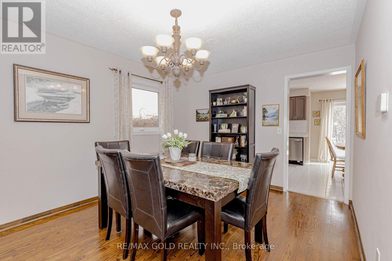 90 Newdale Place, Brampton (Westgate), Ontario  L6S 5Z2 - Photo 14 - W12852114