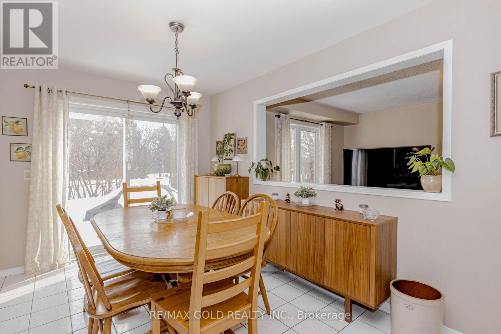 90 Newdale Place, Brampton (Westgate), Ontario  L6S 5Z2 - Photo 18 - W12852114