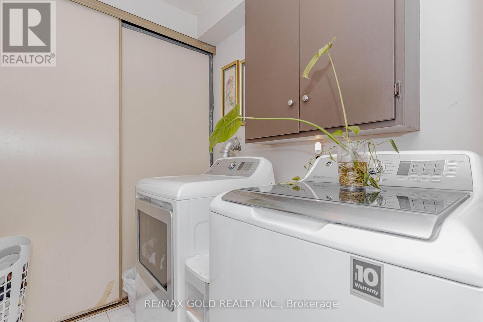 90 Newdale Place, Brampton (Westgate), Ontario  L6S 5Z2 - Photo 28 - W12852114