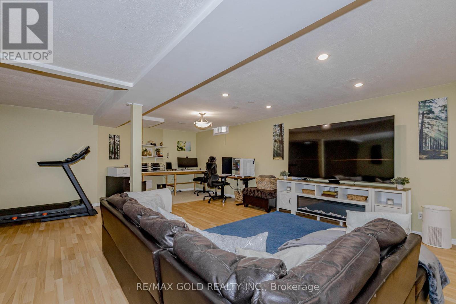 90 Newdale Place, Brampton (Westgate), Ontario  L6S 5Z2 - Photo 42 - W12852114