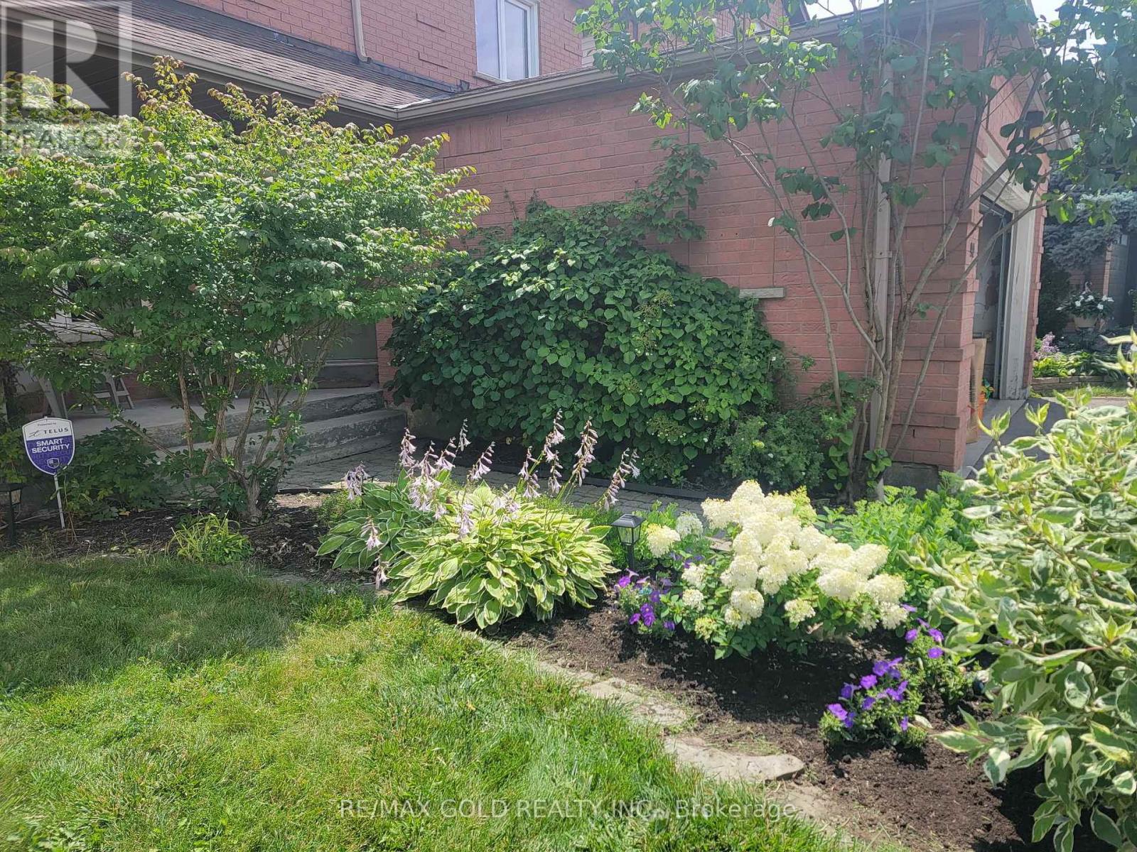 90 Newdale Place, Brampton (Westgate), Ontario  L6S 5Z2 - Photo 47 - W12852114