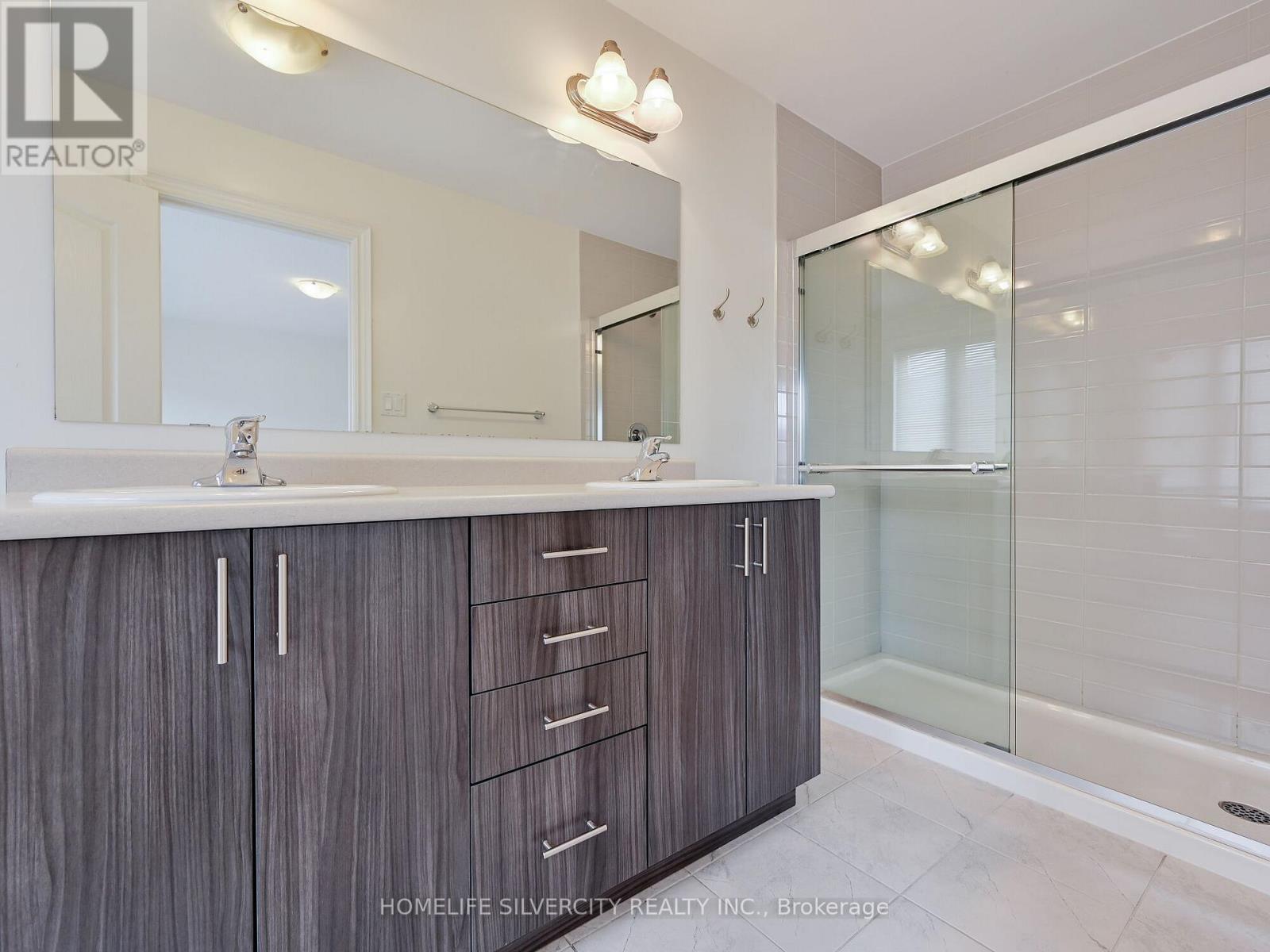 23 Temple Manor Road, Brampton (Bram West), Ontario  L6Y 6C4 - Photo 19 - W12852144