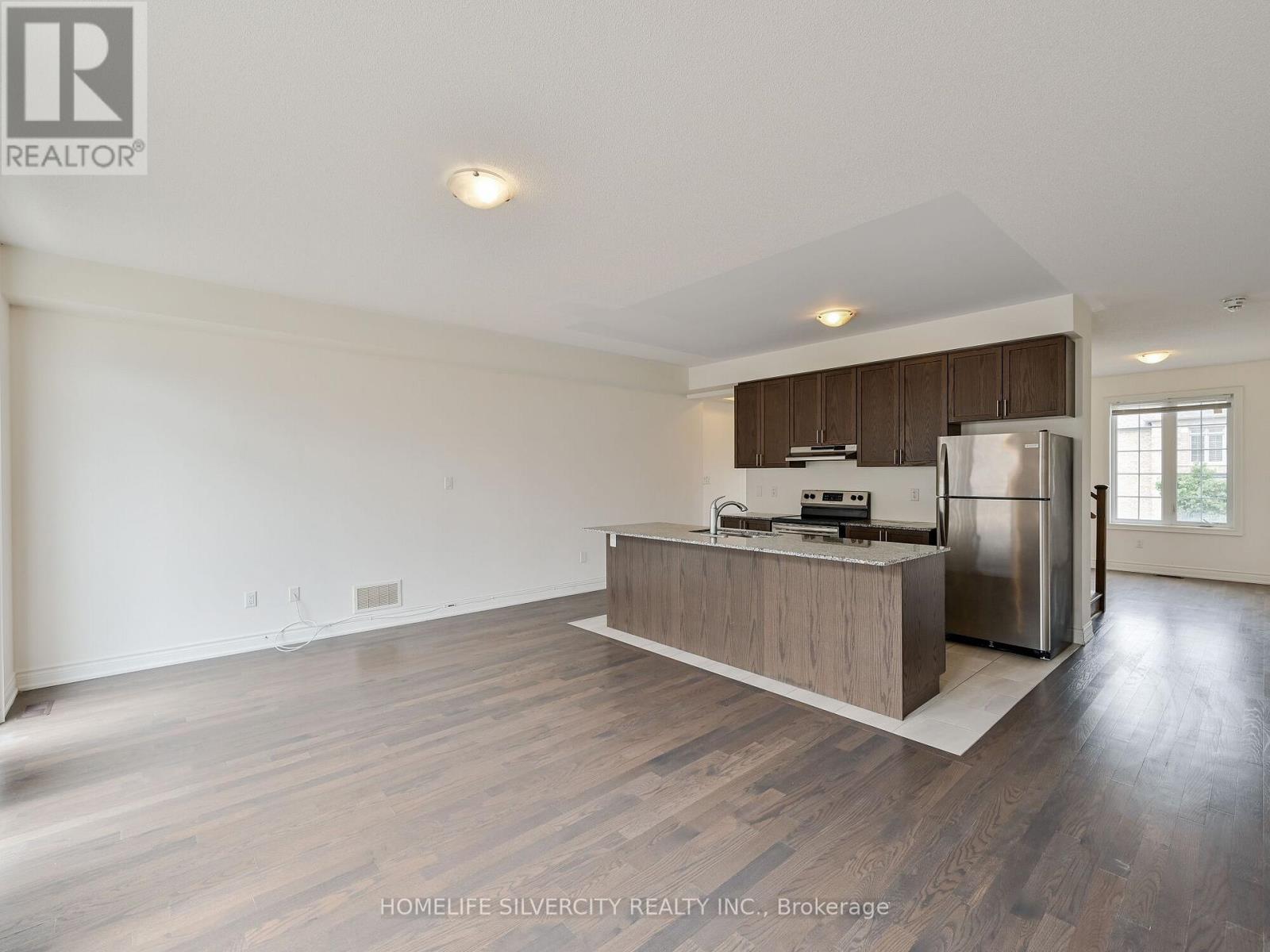 23 Temple Manor Road, Brampton (Bram West), Ontario  L6Y 6C4 - Photo 8 - W12852144