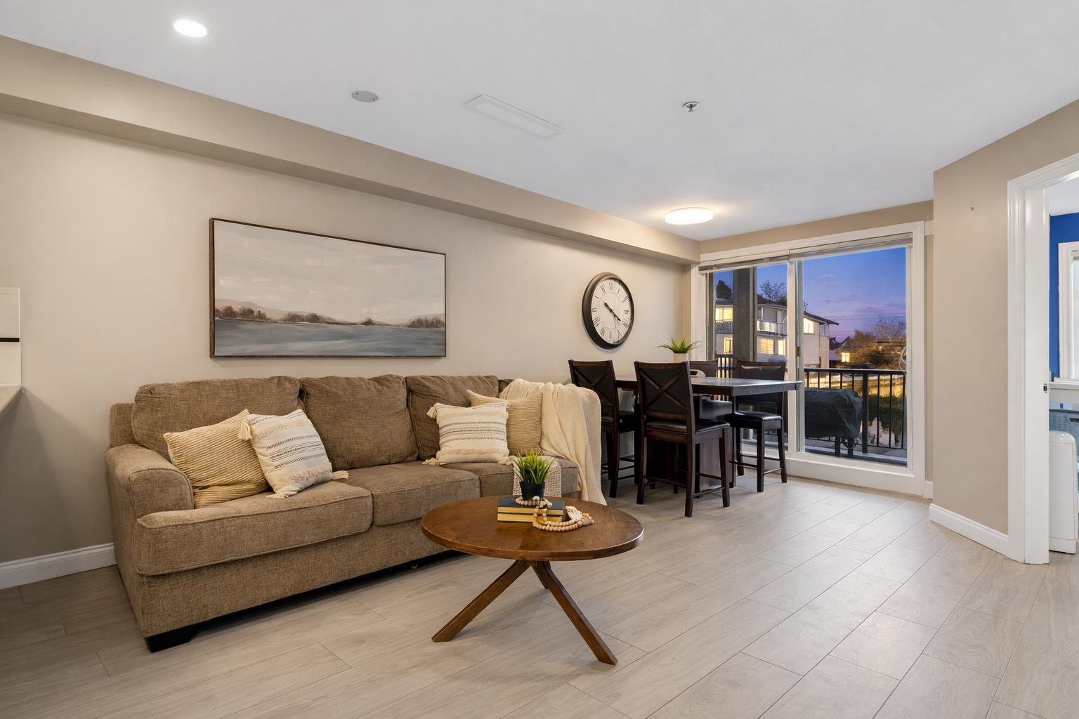 105 19939 55a Avenue, Langley, British Columbia  V3A 3X4 - Photo 2 - R3096653